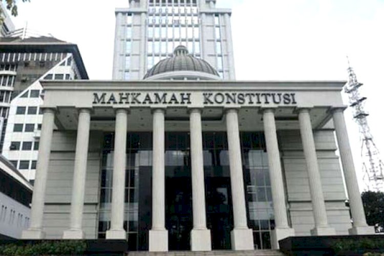 MK dan Kegamangan Penegakan Hukum Pemilu