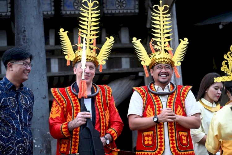 Bobby Ukir Sejarah, Gubernur Pertama yang Berkantor di Kepulauan Nias