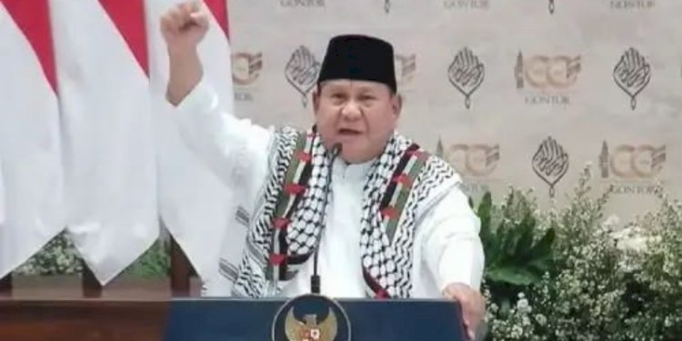 Prabowo Teriakkan “Free Palestine” Tiga Kali di Gontor, Akui Indonesia Belum Berdaya Membantu