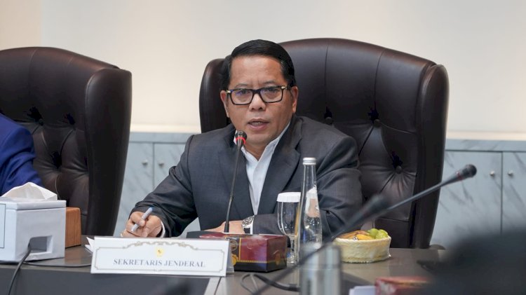 Kemenag Perketat Aturan Gawai: Murid Dilarang Main HP di Sekolah