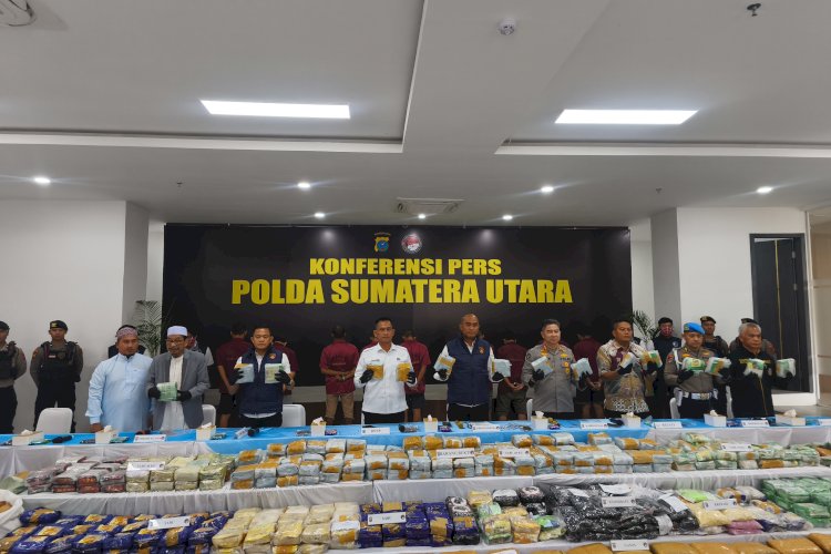 Polda Sumut Sita 244 Kg Sabu, Disembunyikan di Mobil hingga Kotak Ikan