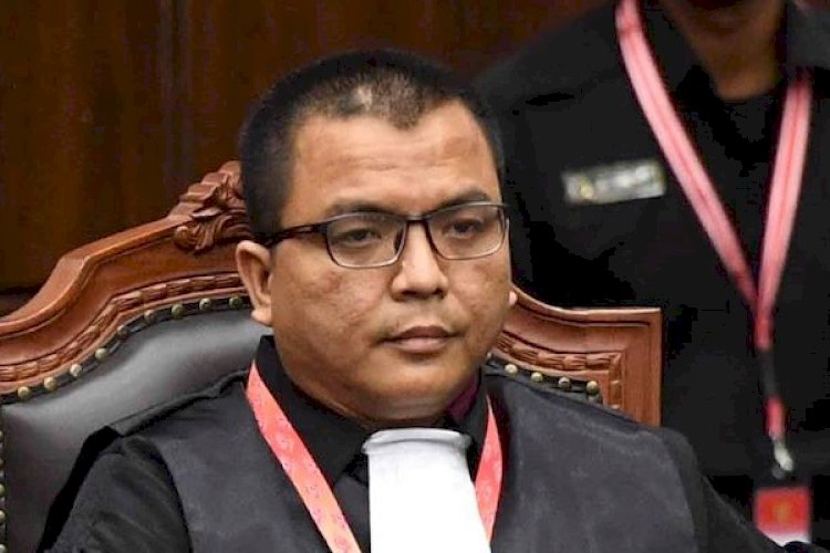 Usai Putusan MK, Denny Indrayana Desak DPR Mulai Pemakzulan Gibran